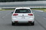 Volkswagen Passat Variant GTE 2017 года (JP)